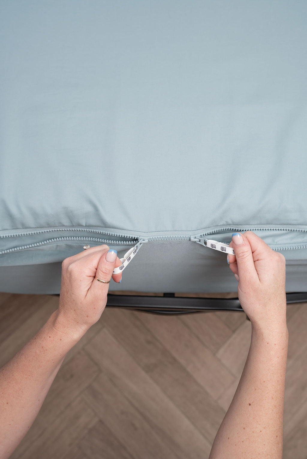 Zipper detail on Reef Caravan sheet set
